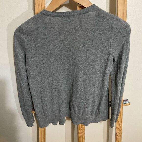 Forever 21 gray button up cardigan, lightweight size small - Picture 3 of 5